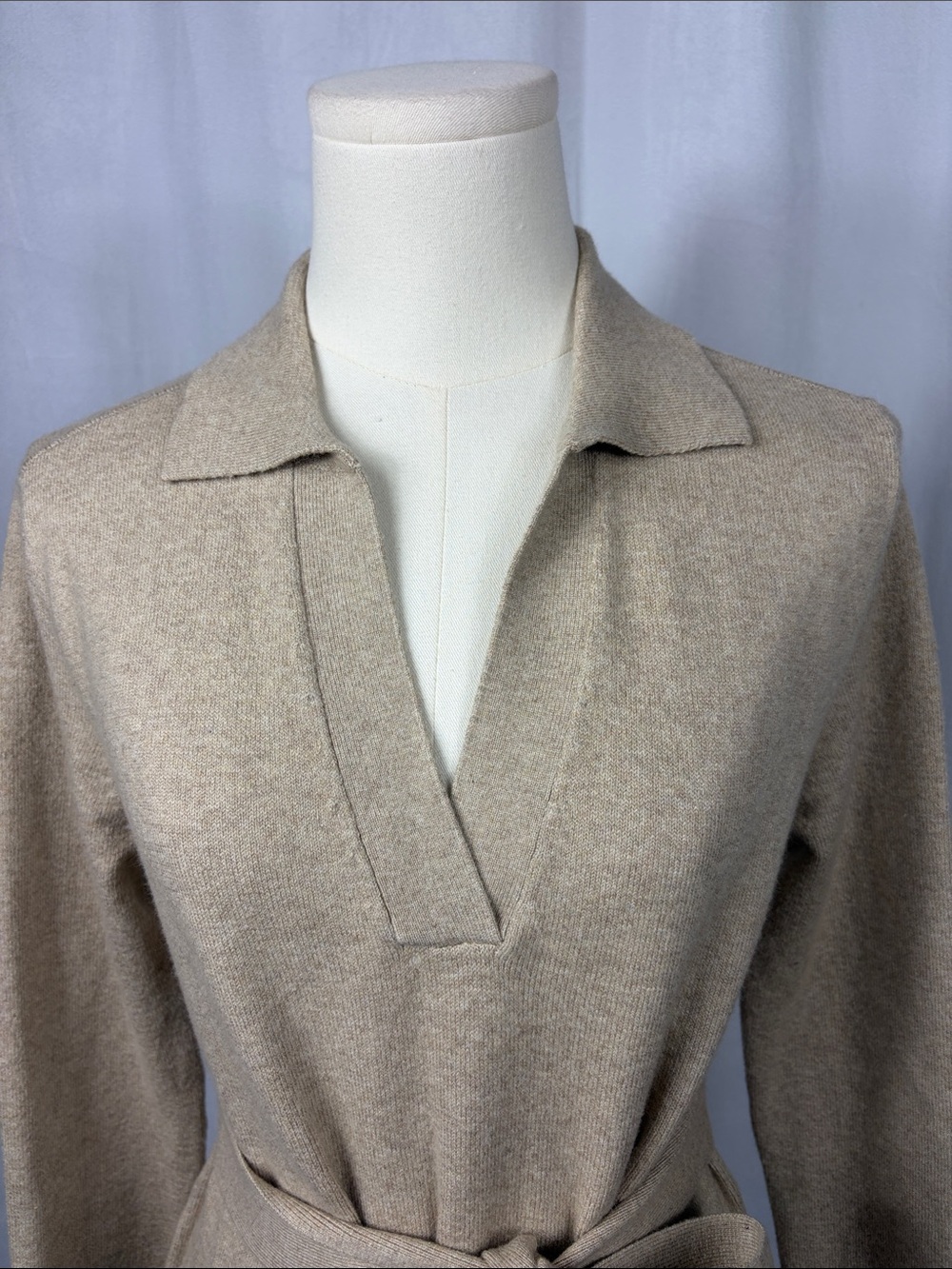 Faherty Jackson Sweater Dress in Oatmeal Heather. - Picture 9 of 12